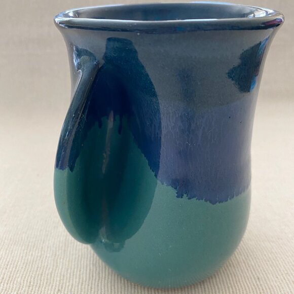 2005 Neher Clay In Motion Hand Warmer Pottery Mug Right Handed Signed Blue Green - Picture 5 of 8